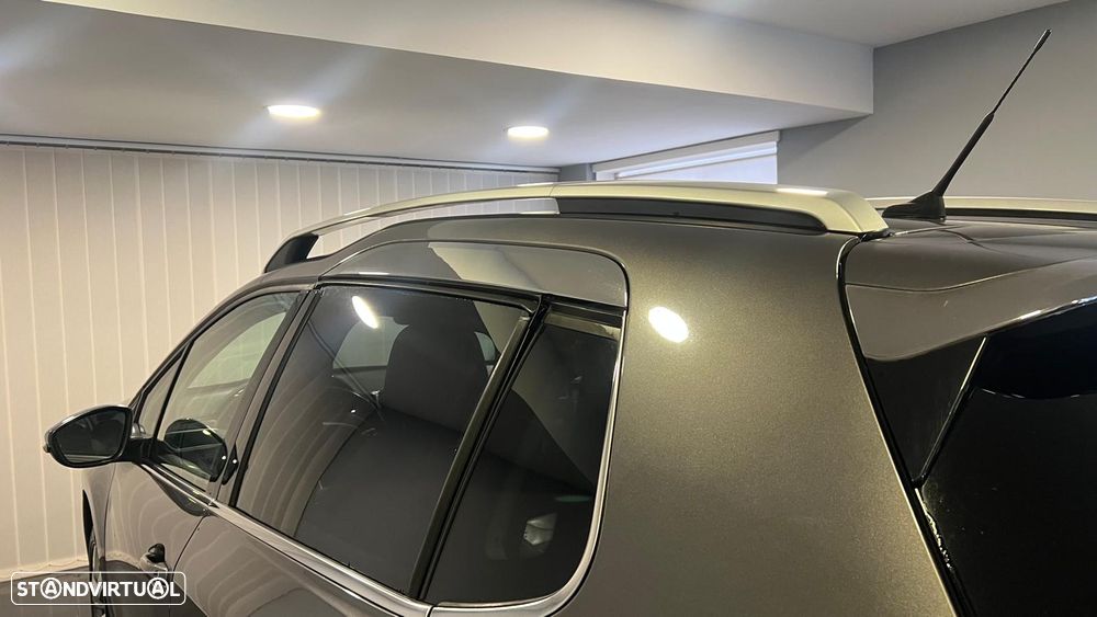 Peugeot 2008 1.2 VTi Allure - 25