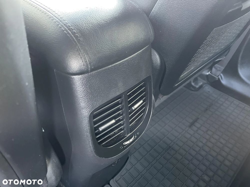 Kia Carens 1.6 GDI Business Line EU6 - 21