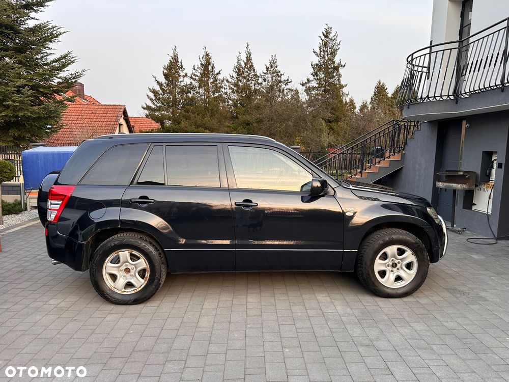 Suzuki Grand Vitara 1.9 DDiS Club DPF - 12