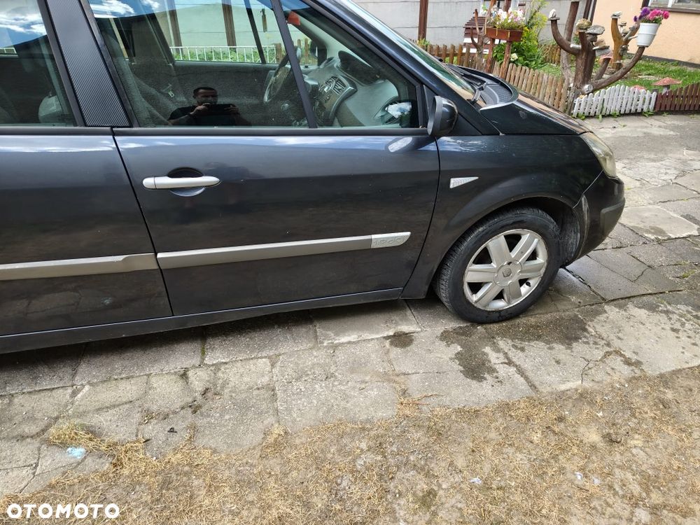 Renault Scenic - 6