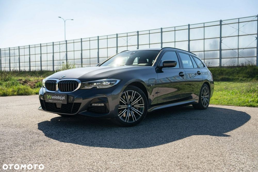 BMW Seria 3 330e PHEV M Sport - 2
