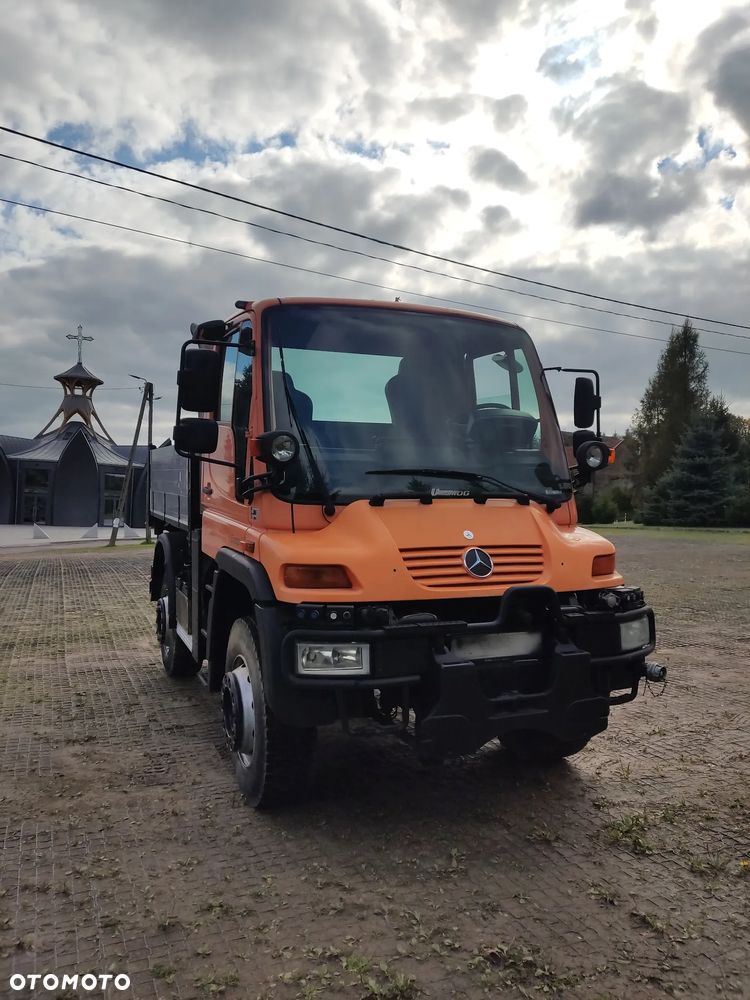 Mercedes-Benz Unimog 4x4 wywrotka - 2
