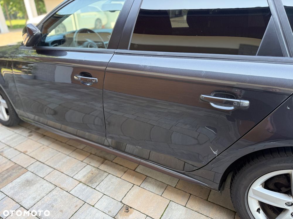 Audi A4 Avant 2.0 TDI DPF multitronic S line Sportpaket - 24
