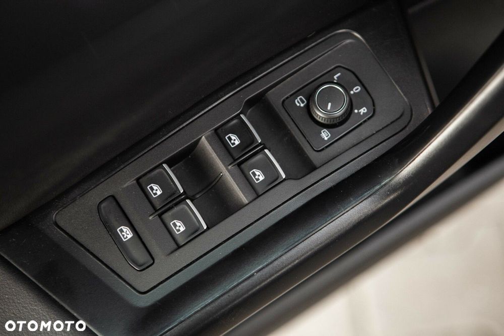 Volkswagen T-Roc 1.5 TSI R-Line DSG - 20