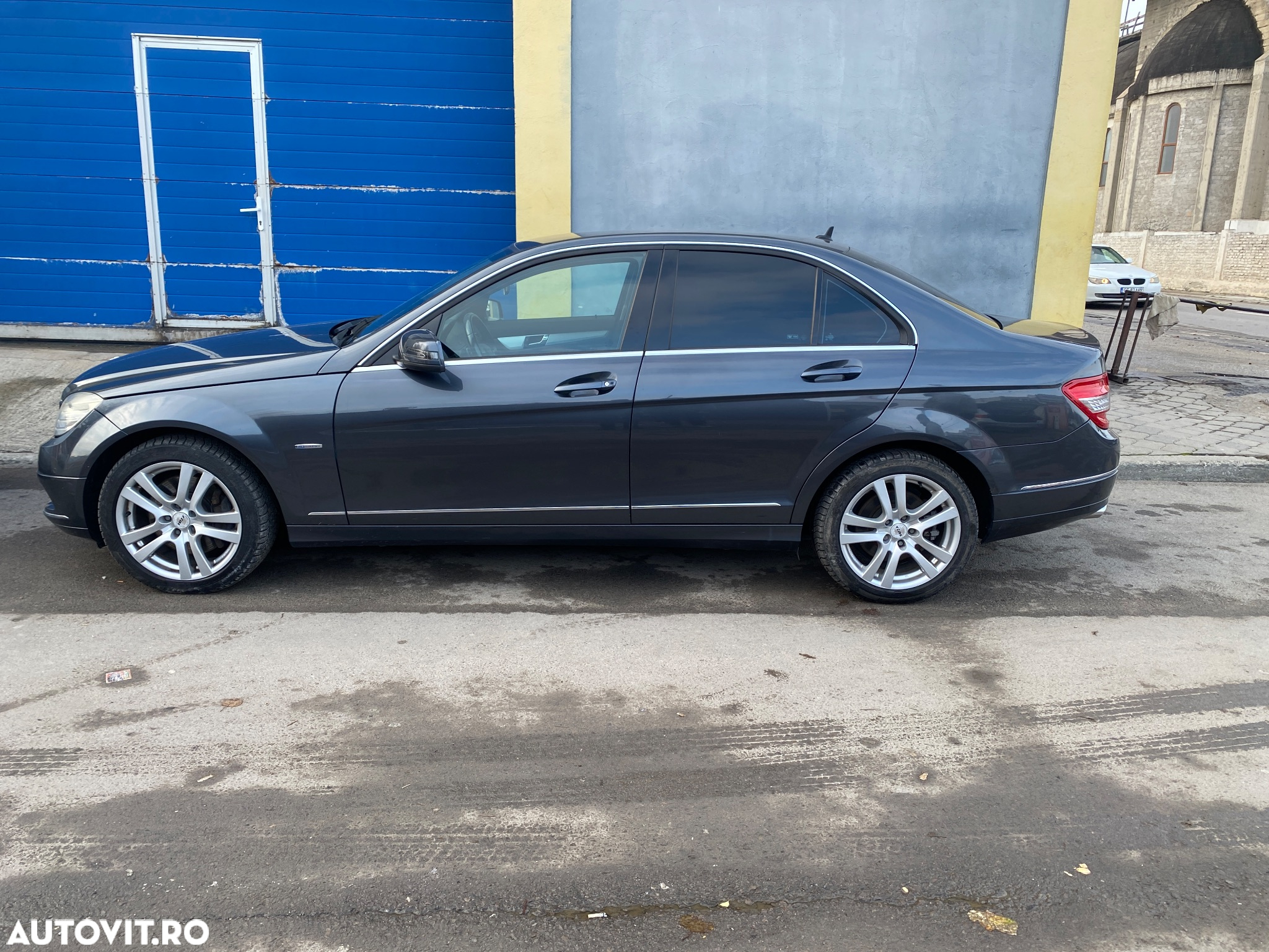 Mercedes-Benz C 300 T CDI 4Matic 7G-TRONIC Avantgarde Edition - 2