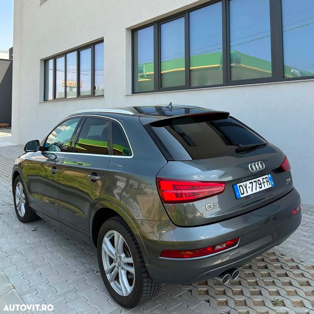 Audi Q3 2.0 TDI Quattro Stronic Sport - 4