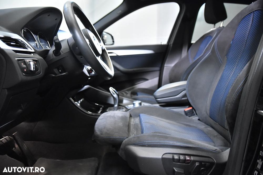 BMW X1 xDrive25i AT - 24