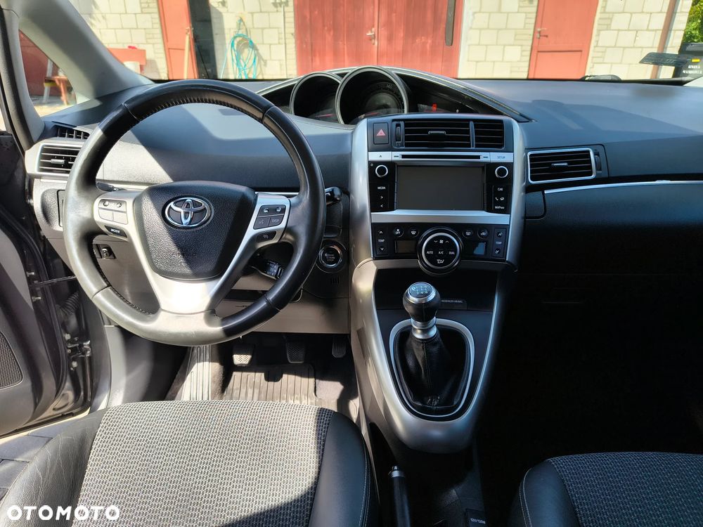 Toyota Verso 1.6 D-4D Premium 7os - 8