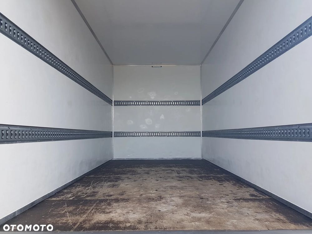 Mercedes-Benz Sprinter 8EP KONTENER 4,22x2,16x2,31 KLIMA 314CDI MANUAL 6-BIEGÓW - 17