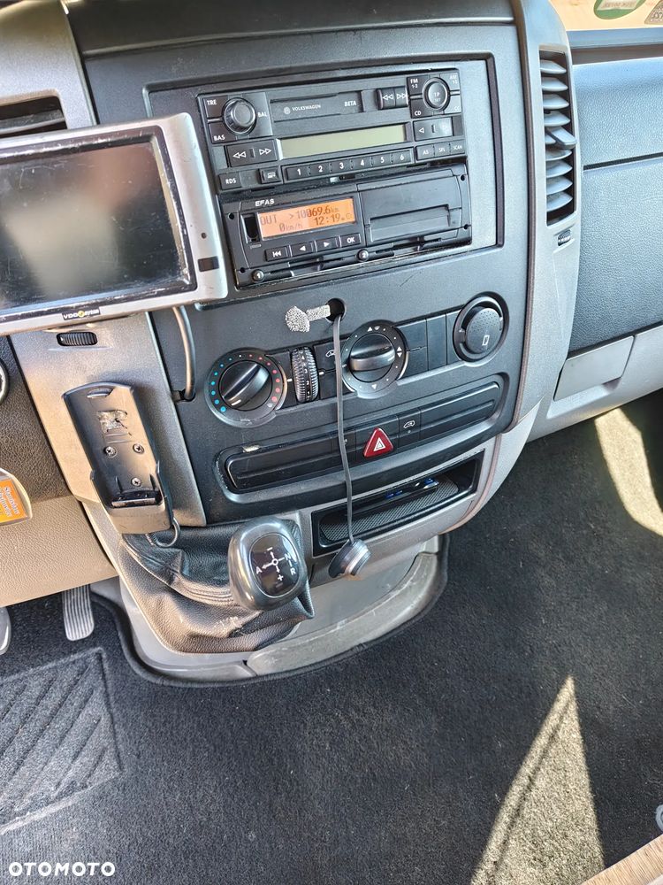 Volkswagen Crafter 2.5 TDI auto laweta - 8