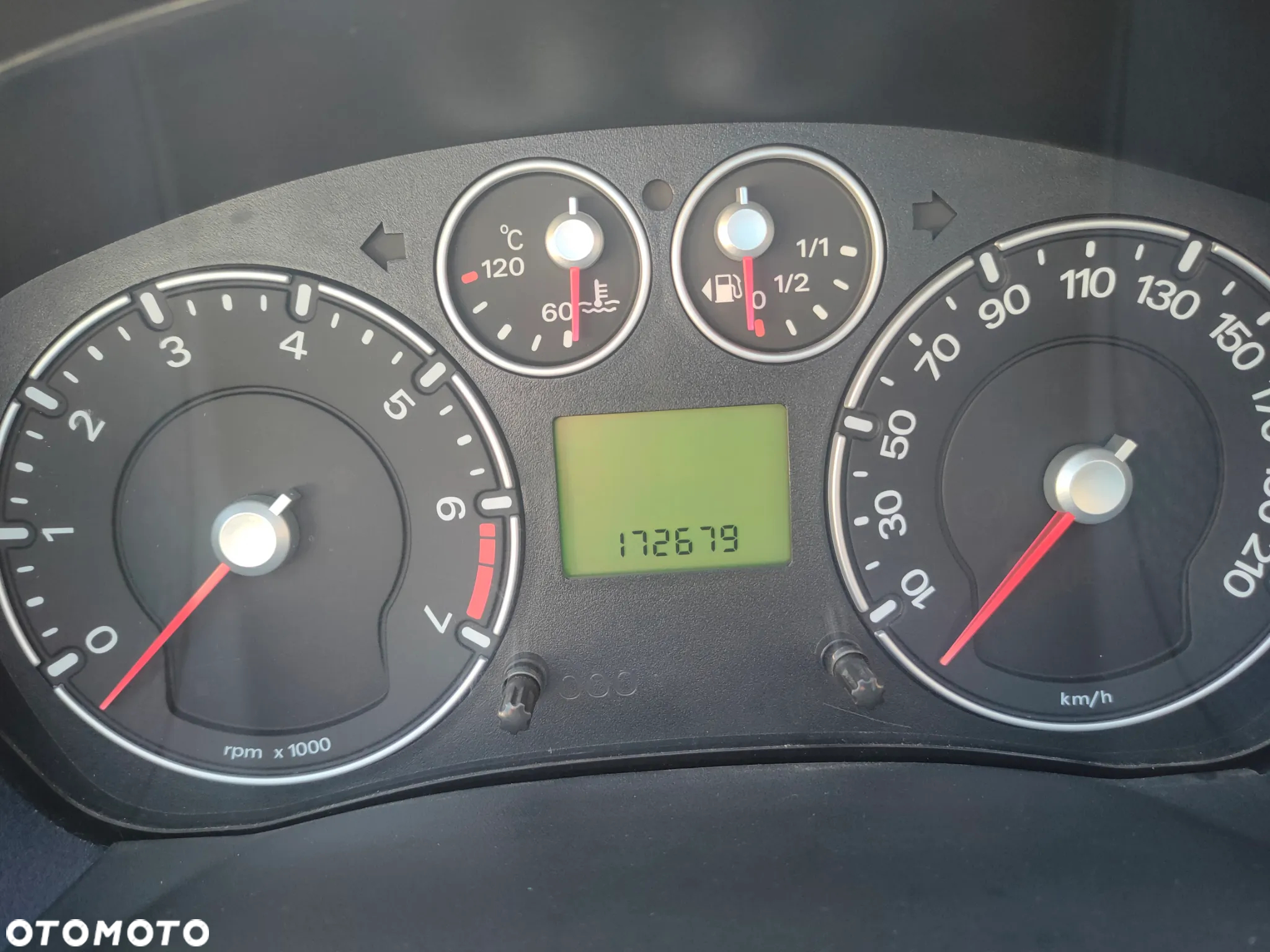 Ford Fiesta 1.4 Ambiente - 12