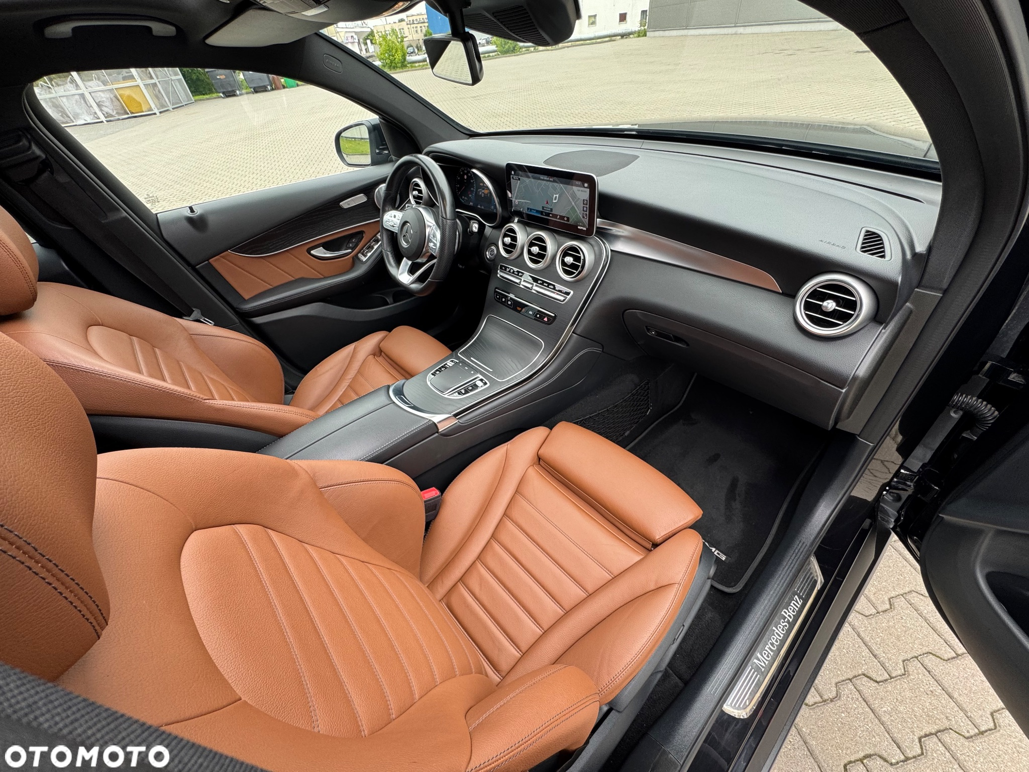 Mercedes-Benz GLC 220 d 4Matic 9G-TRONIC AMG Line - 18