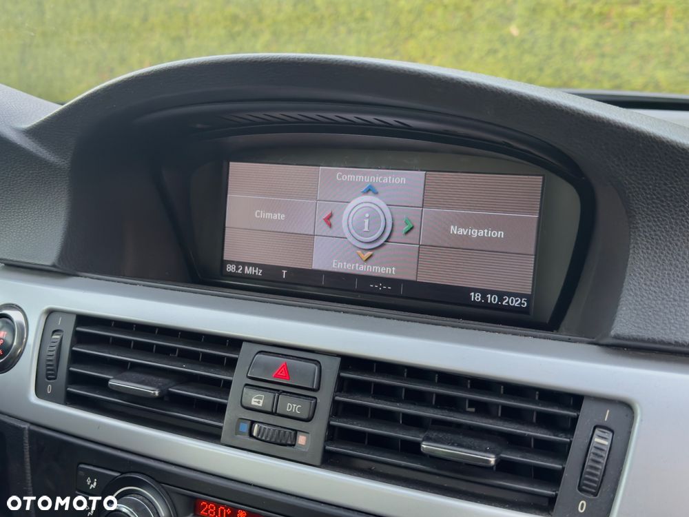 BMW Seria 3 320d DPF - 12