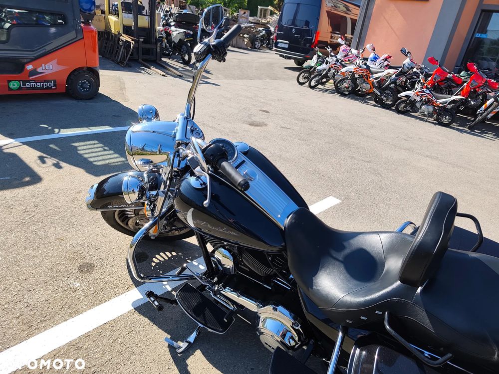Harley-Davidson Touring Road King - 14