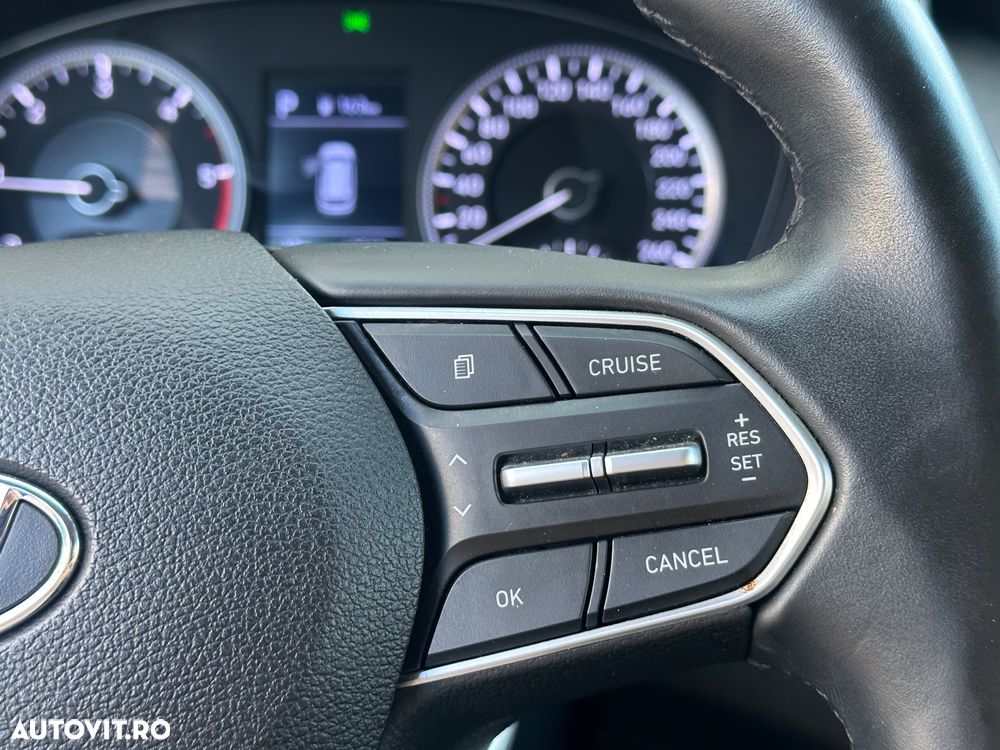 Hyundai Santa Fe - 25