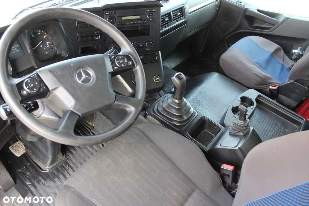 Mercedes-Benz Arocs 4245 8x8 - 18
