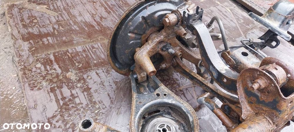 KOMPLETNE ZAWIESZENIE BELKA SANKI TYŁ VOLKSWAGEN GOLF VI HB 5D - 3