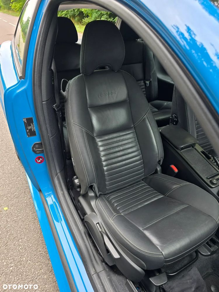 Volvo C30 D2 DRIVe R-Design - 21