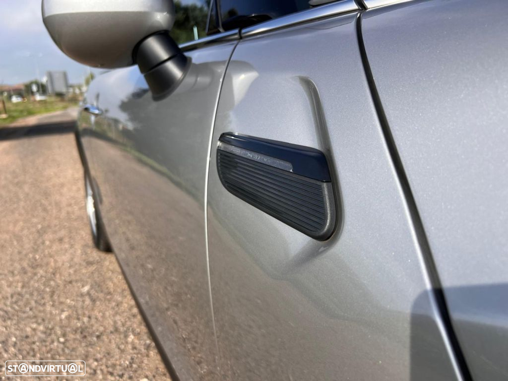 MINI 3 Portas Cooper Essential - 38