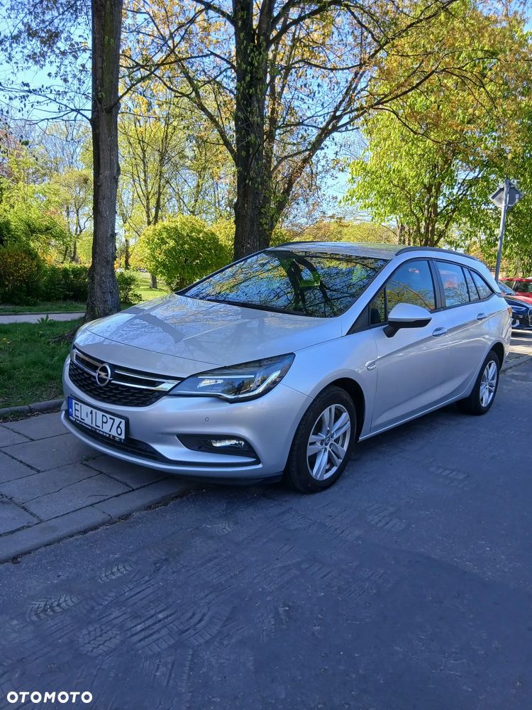 Opel Astra 1.6 CDTI Enjoy - 1