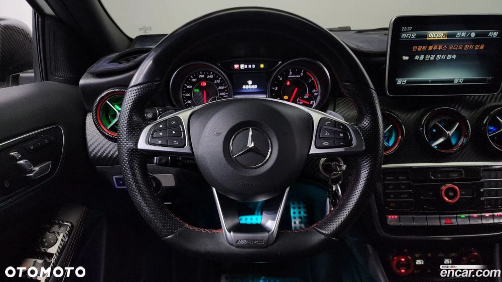 Mercedes-Benz Klasa A AMG 45 4-Matic - 14