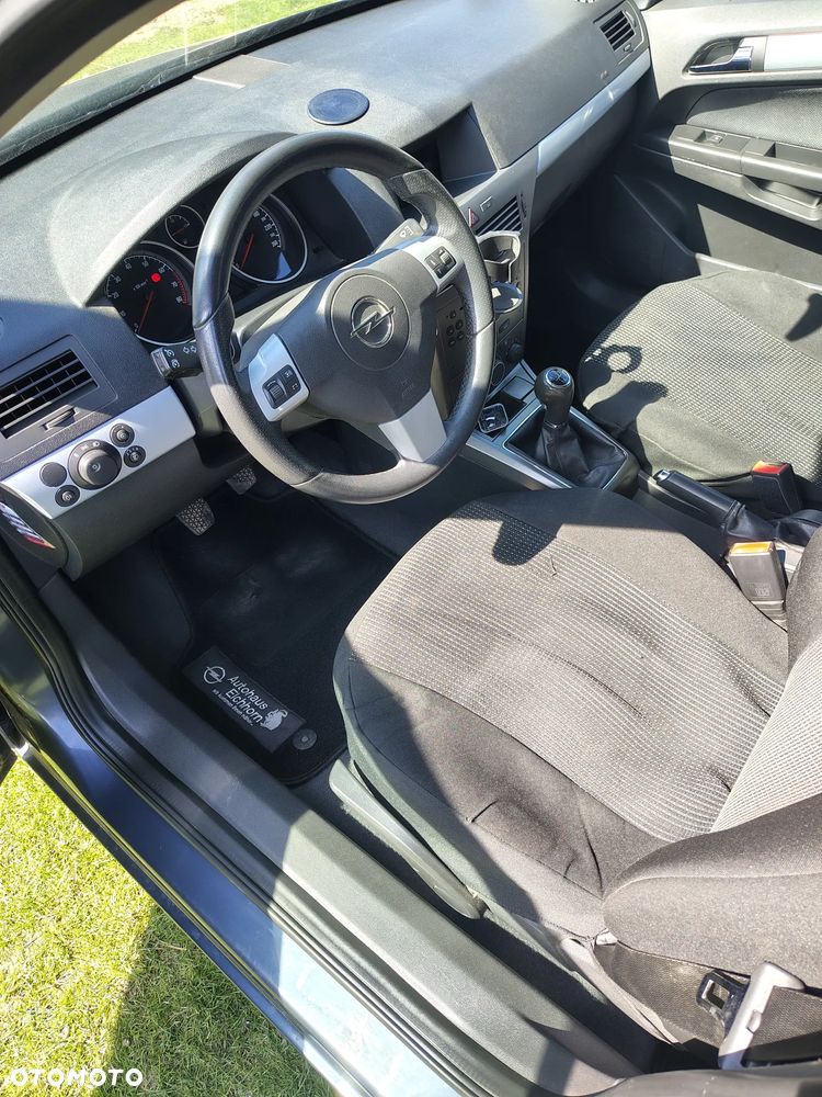 Opel Astra - 8