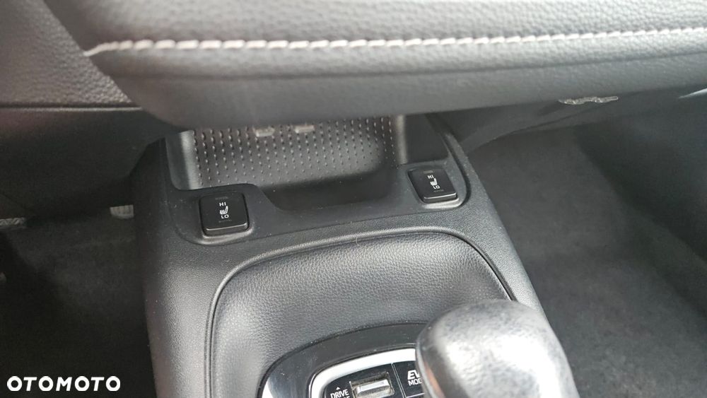 Toyota Corolla 1.8 Comfort - 13