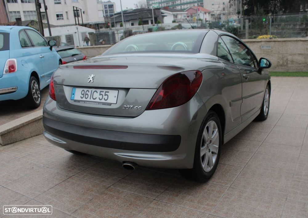 Peugeot 207 CC 1.6 HDi FAP - 23