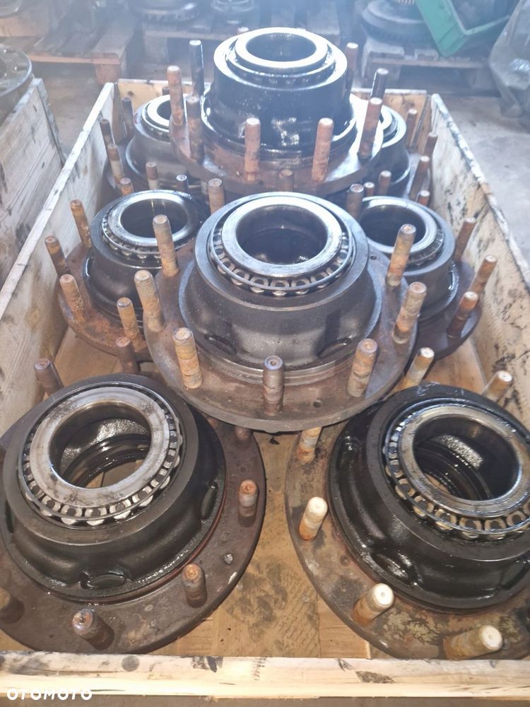 Piasta Koła Iveco Trakker Eurotrakker Tylna Tył Zwolnicowa 6x4 8x4 8x8 6x6 - 2