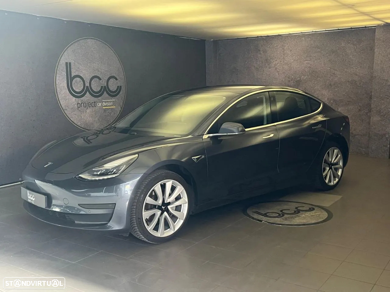 Tesla Model 3 Standard Range Plus RWD - 2