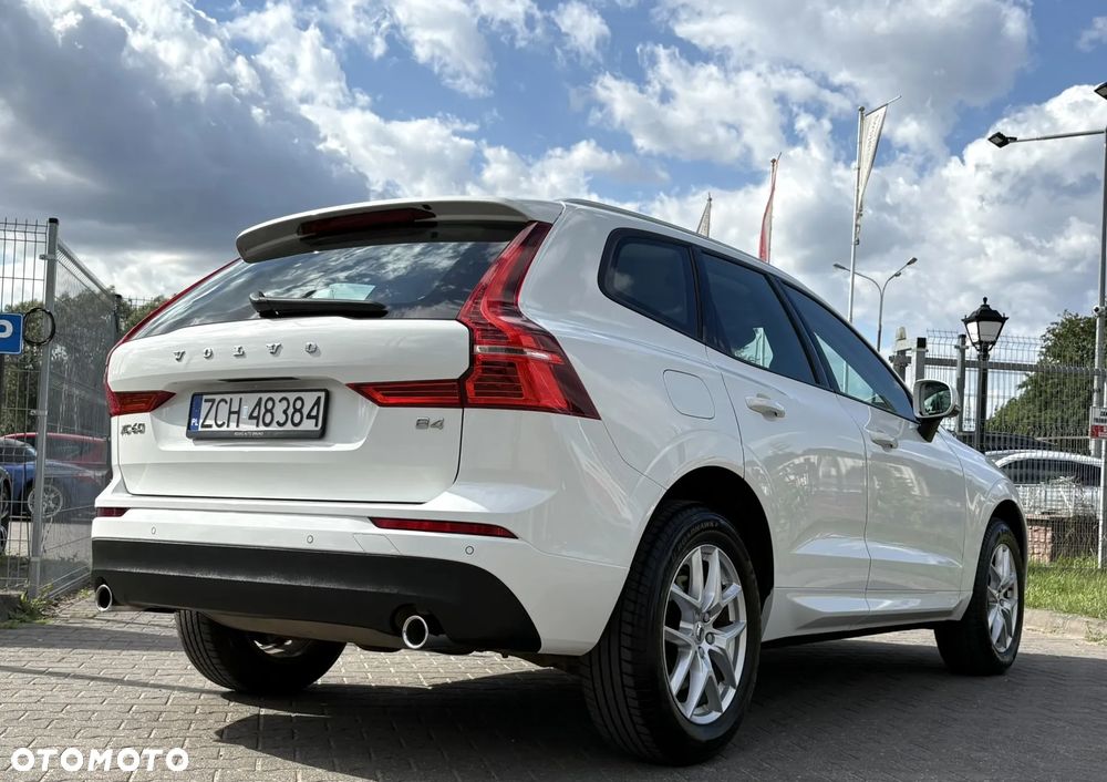 Volvo XC 60 B4 B Momentum - 8