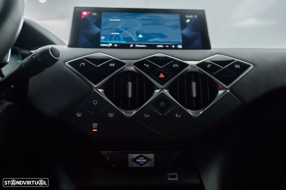 DS DS3 Crossback 1.5 BlueHDi Rivoli EAT8 - 38