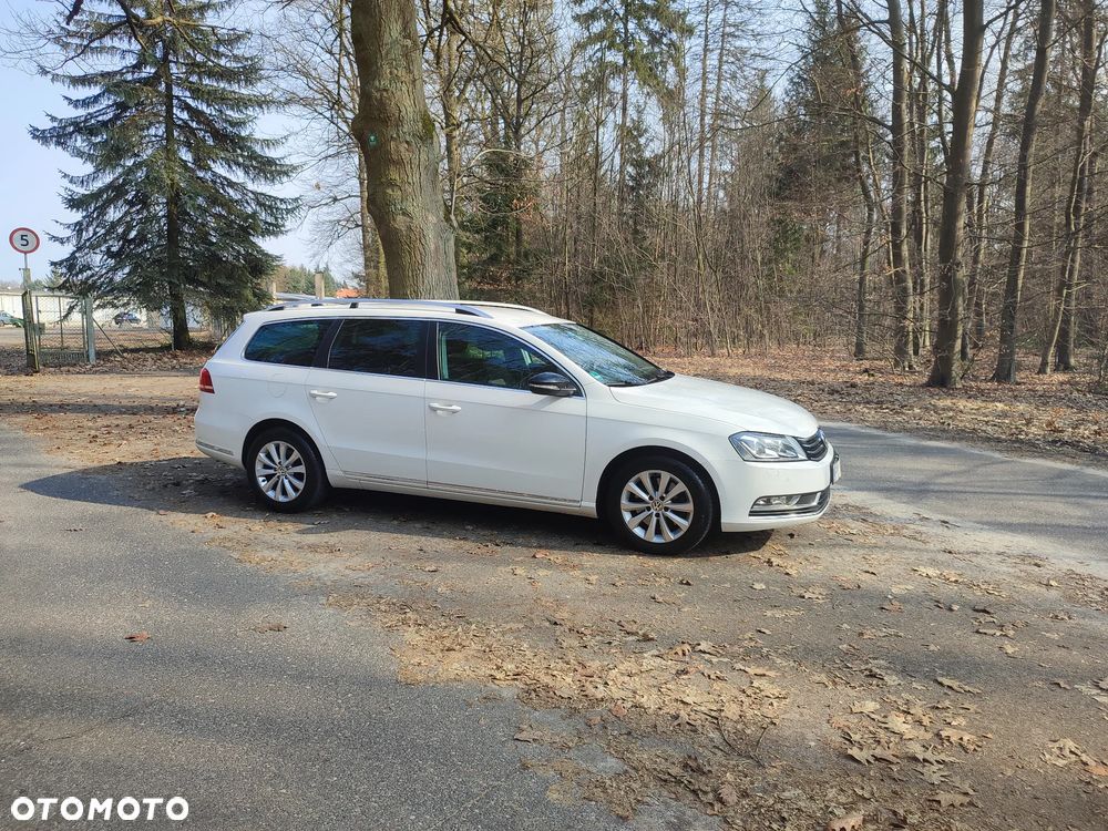 Volkswagen Passat 2.0 TDI Edition 40 DSG - 8