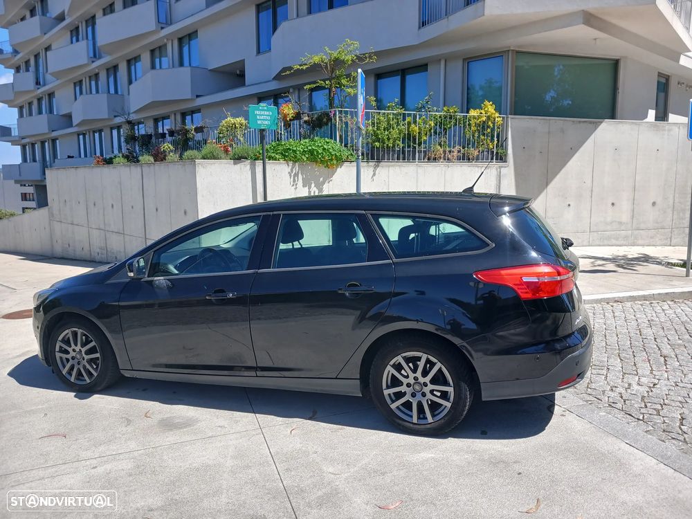 Ford Focus SW 1.5 TDCi Trend ECOnetic - 11