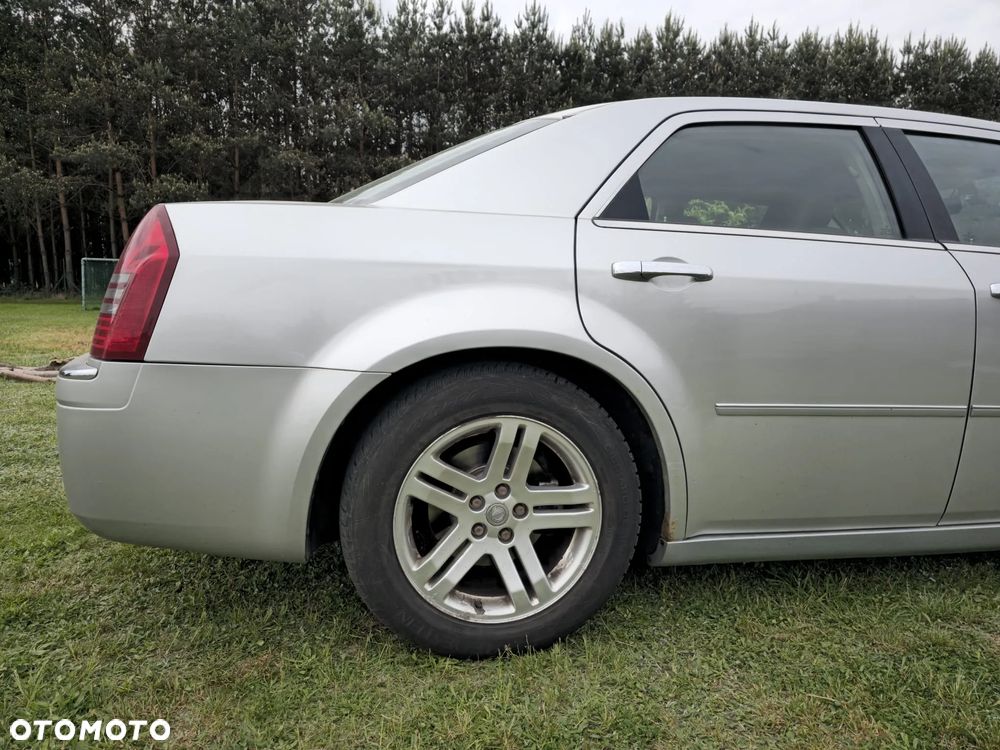 Chrysler 300C 3.5 V6 - 3
