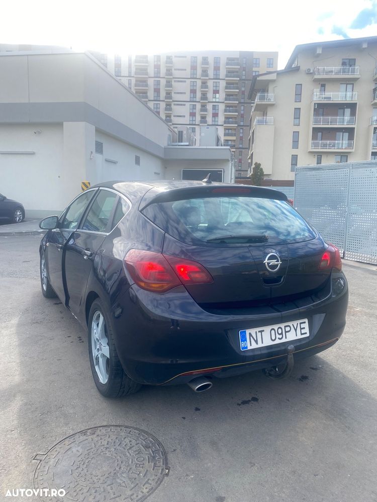 Opel Astra 2.0 CDTI Enjoy - 5