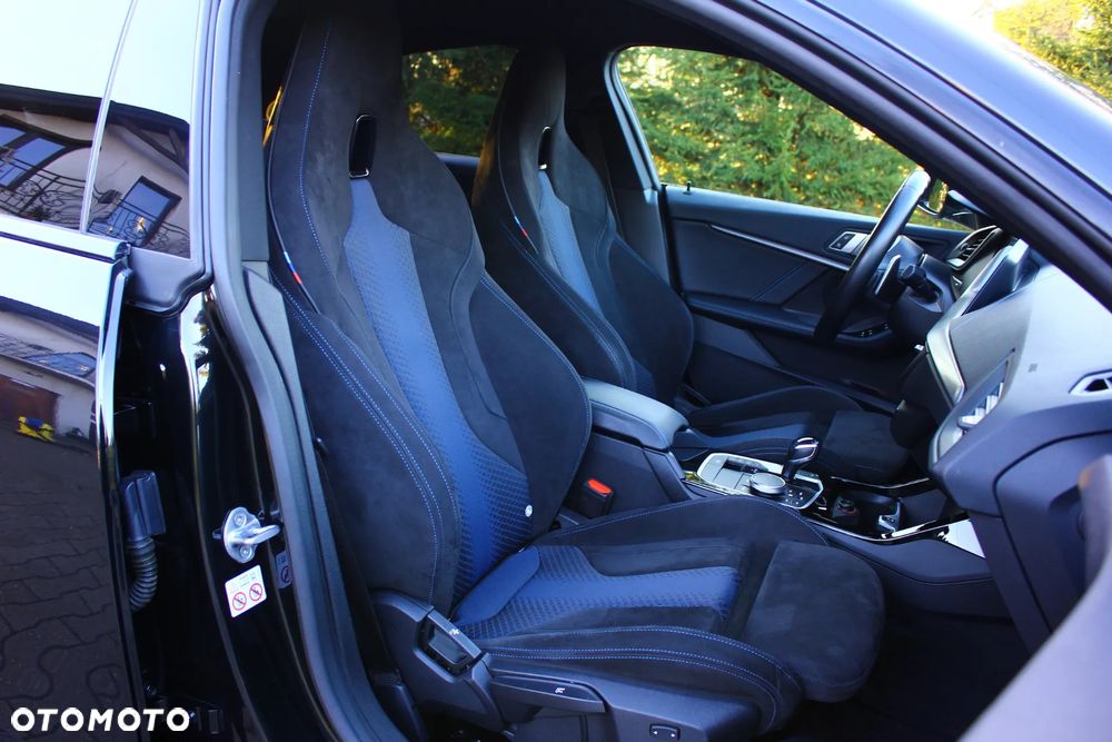 BMW Seria 2 218d M Sport sport - 37