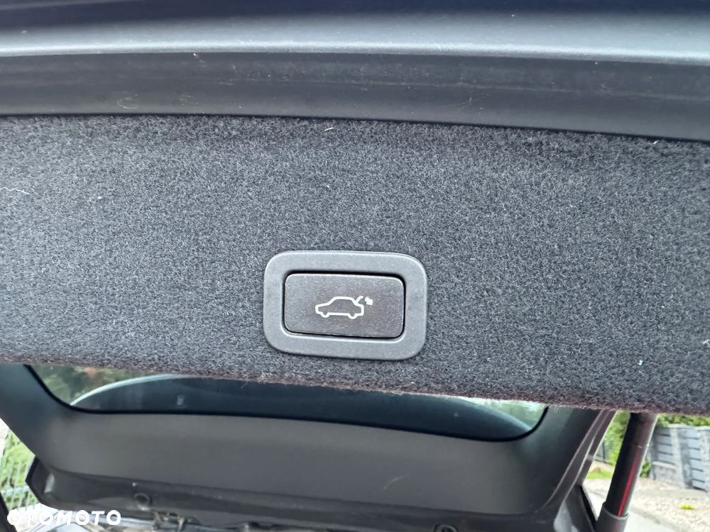 Volvo XC 60 D4 Geartronic RDesign - 32