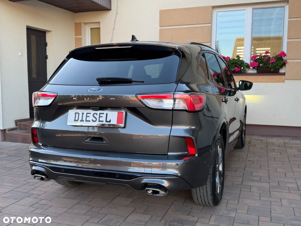 Ford Kuga - 24