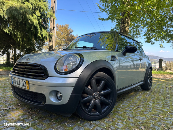 MINI 3 Portas One 1.4