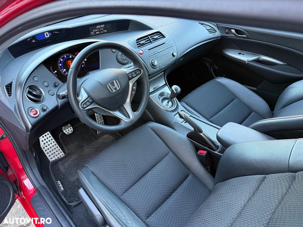 Honda Civic 1.8i-VTEC Sport - 7