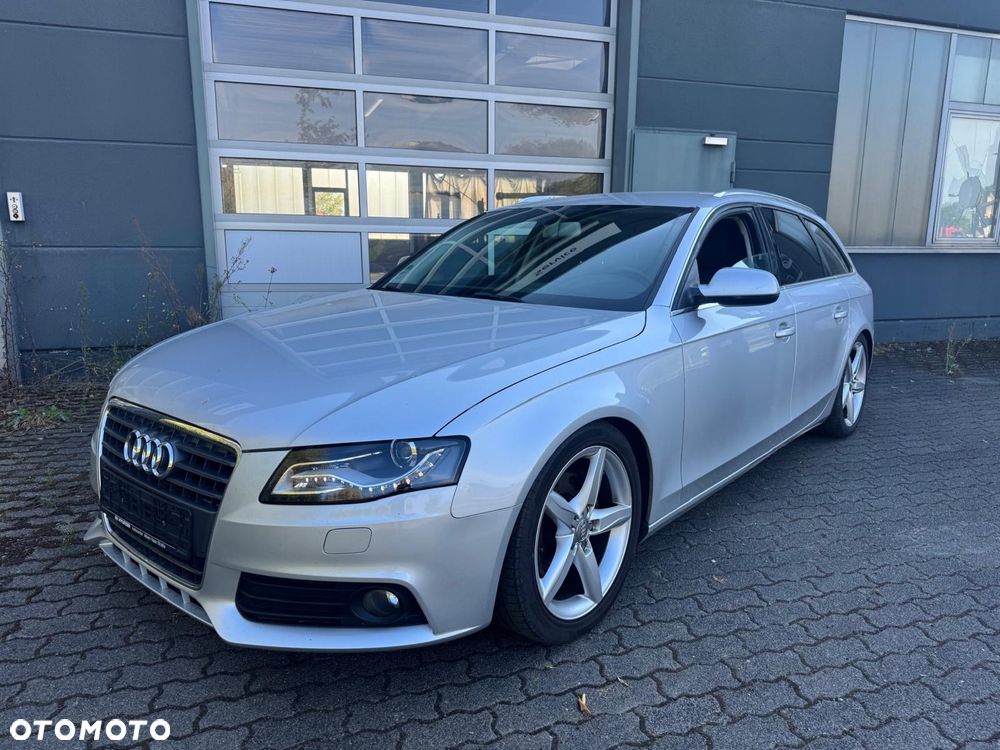 Audi A4 Avant - 1