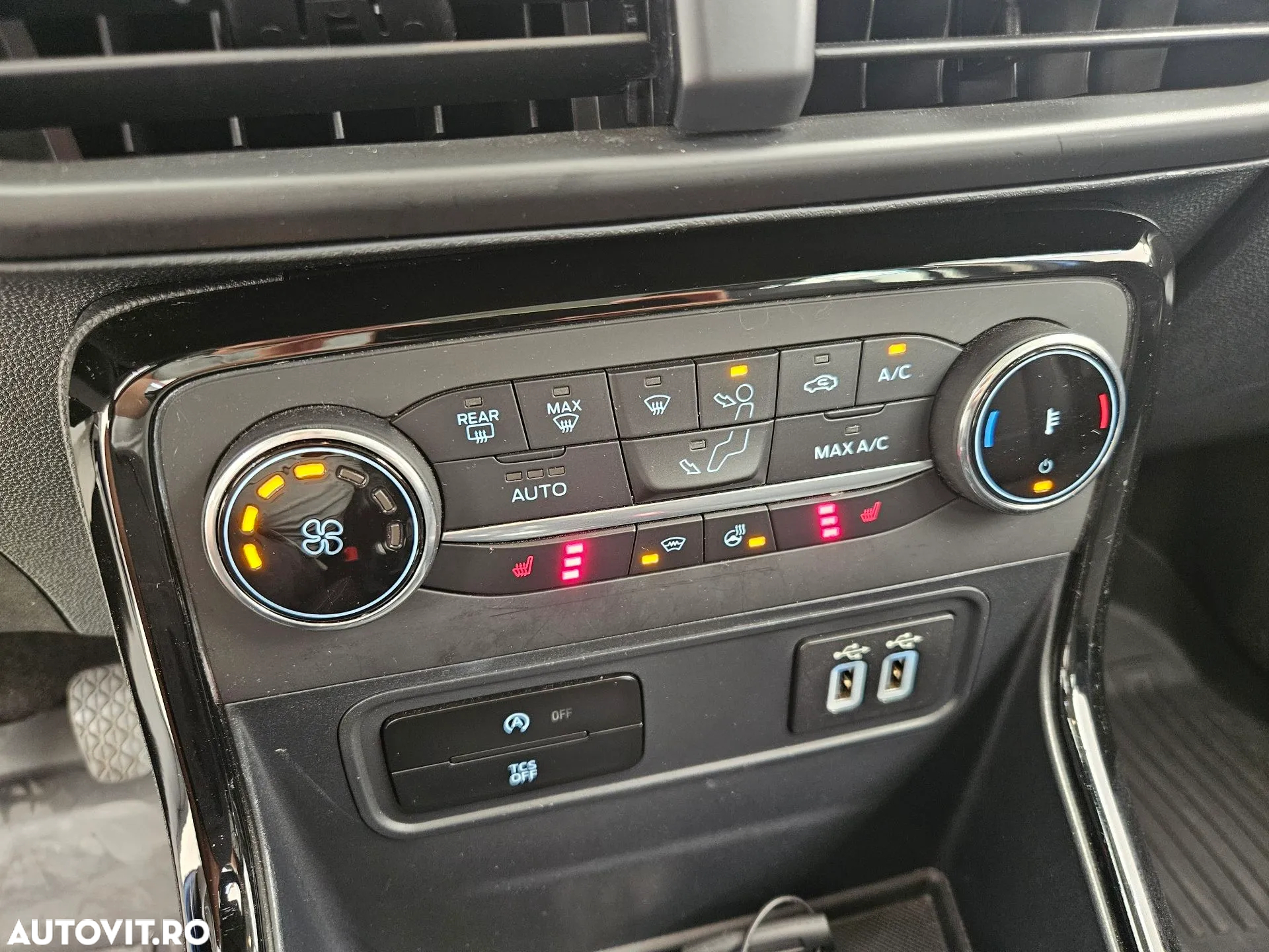 Ford EcoSport 1.0 EcoBoost Titanium - 9