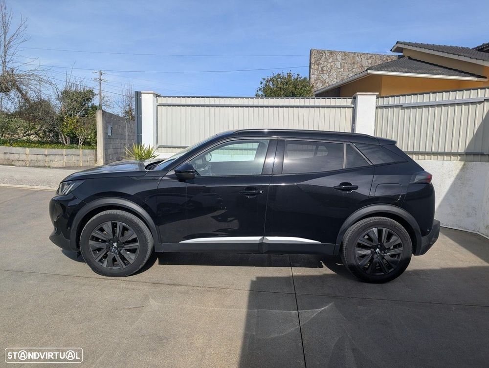 Peugeot e-2008 50 kWh GT Pack - 3