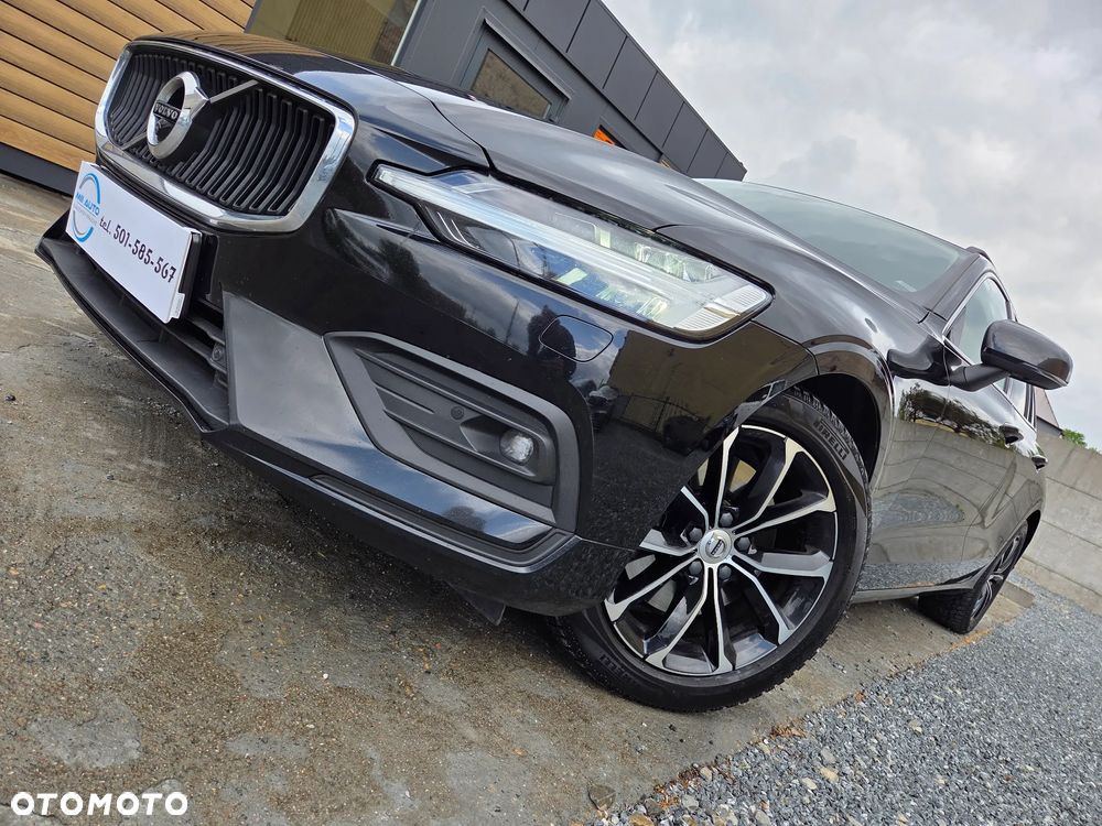 Volvo V60 B4 D Momentum Pro - 2