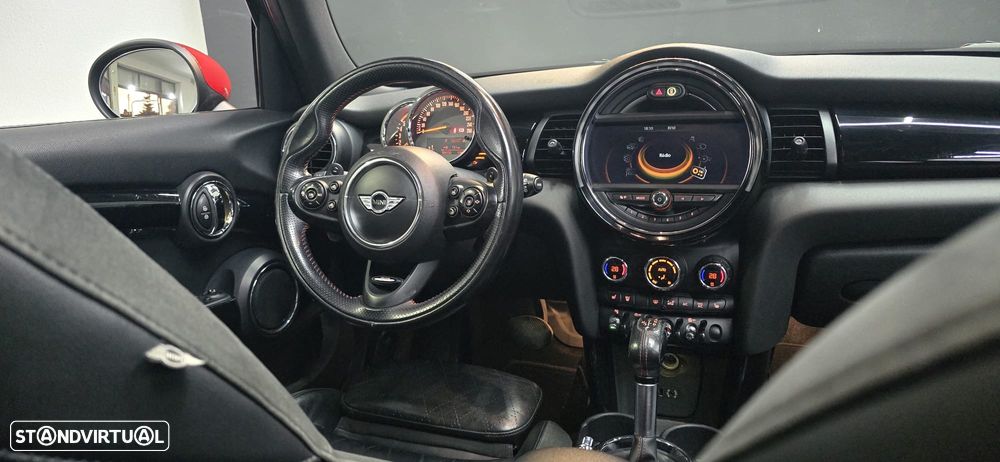 MINI 5 Portas Cooper SD Auto Desportiva - 54