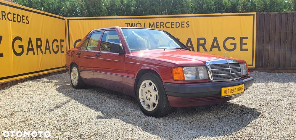Mercedes-Benz W201 (190) - 3