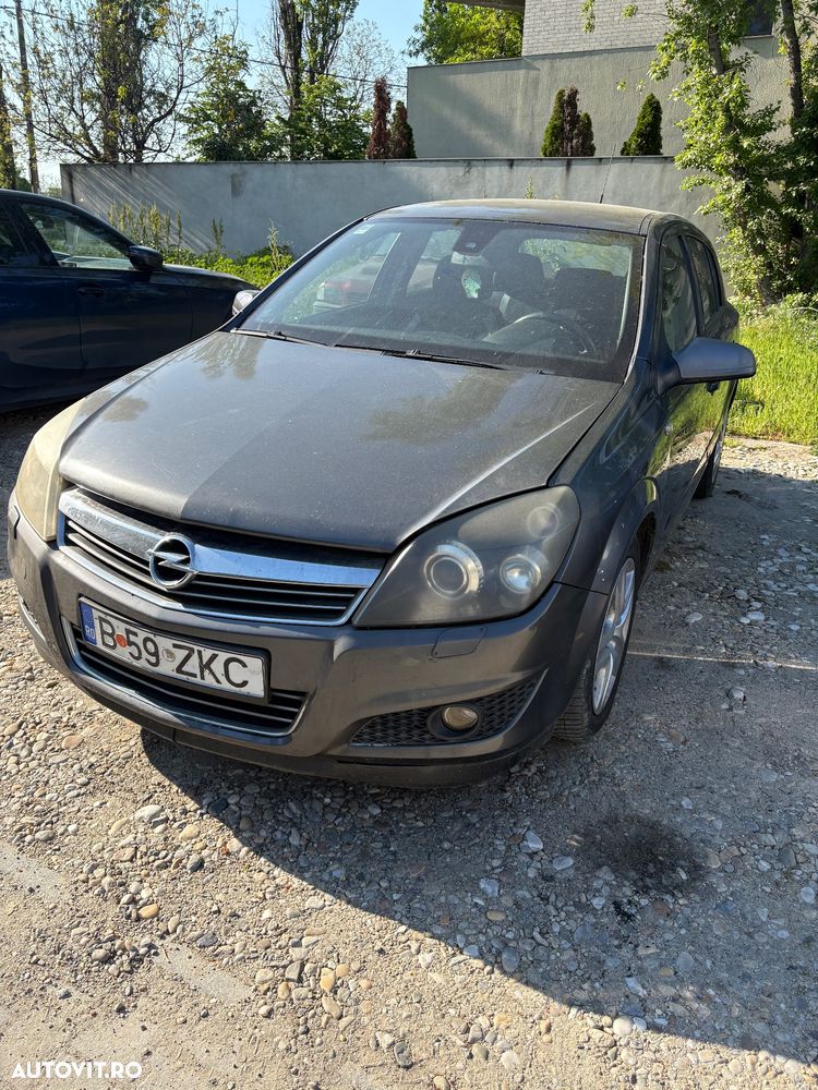 Opel Astra 1.6 Enjoy - 2