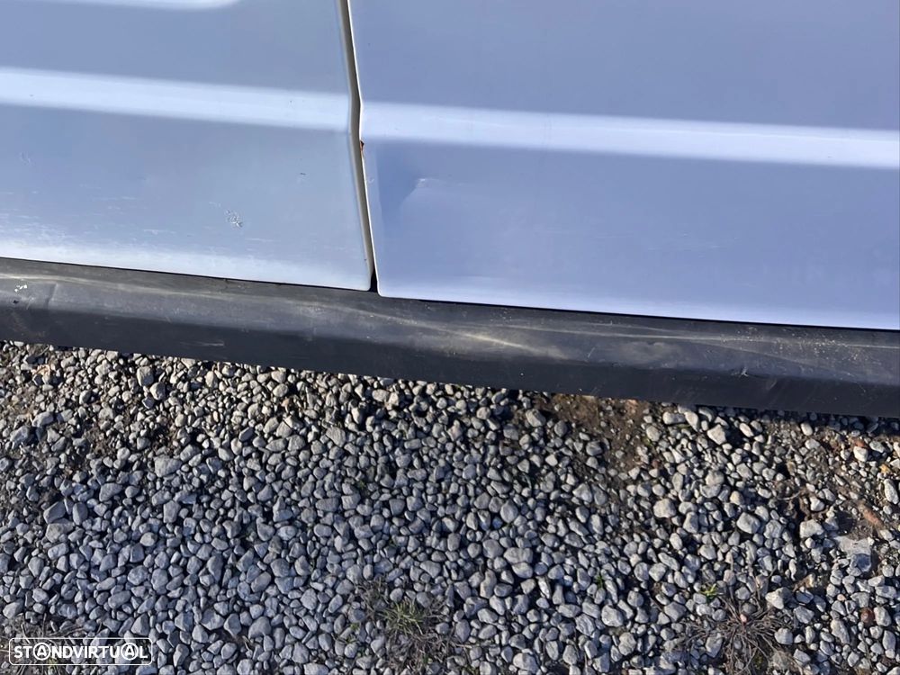 Mercedes-Benz vito 113cdi com câmara de frio e congelação - 19