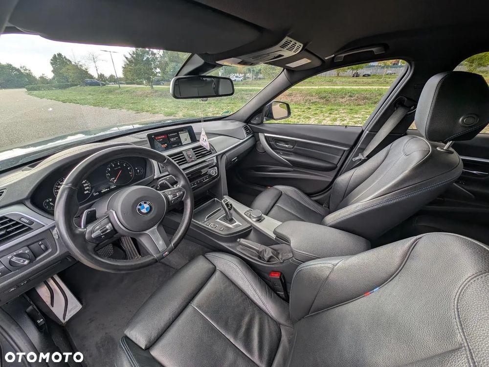 BMW Seria 3 330i Edition M Sport Shadow - 9
